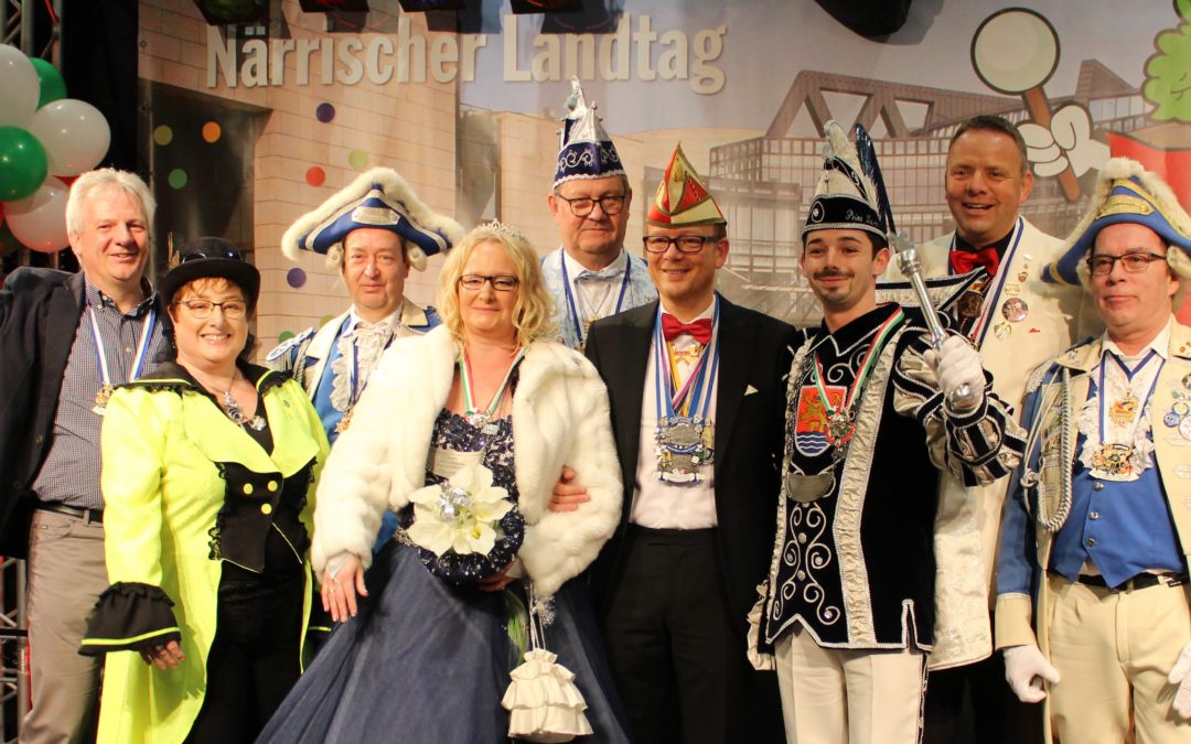 Düsseldorf: Auf Einladung von Matthias Goeken waren die Narren des Carnevalsvereins Weserbrücke e.V. in Düsseldorf.