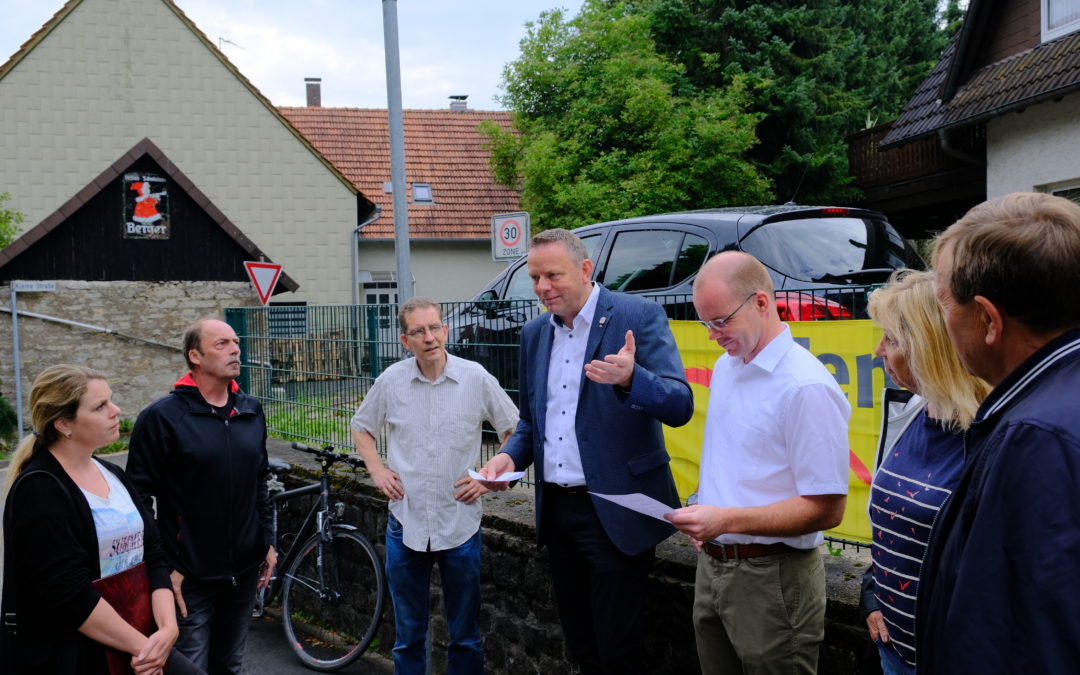 Zu hohe Geschwindigkeit auf der L 954/ Detmolder Straße in Reelsen